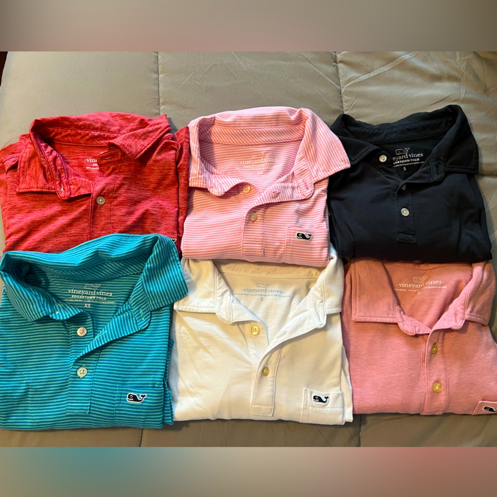 Set of 6 Men’s Vineyard Vine’s polo shirts.